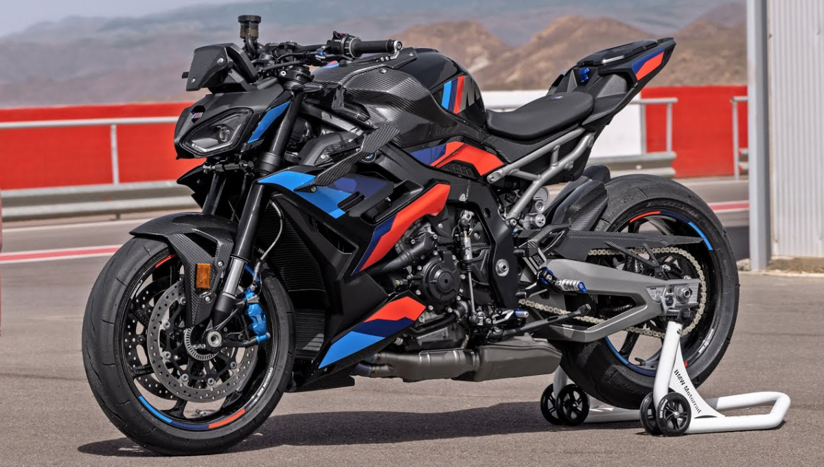BMW M 1000 R 