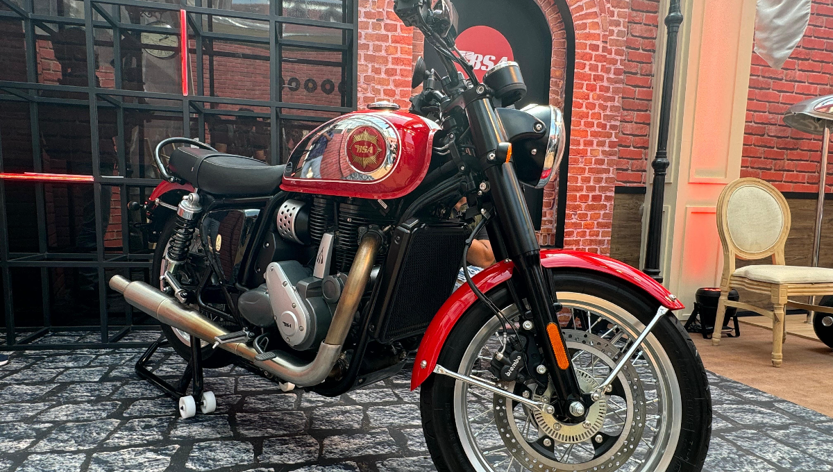 BSA Gold Star 650: 45.6 bhp