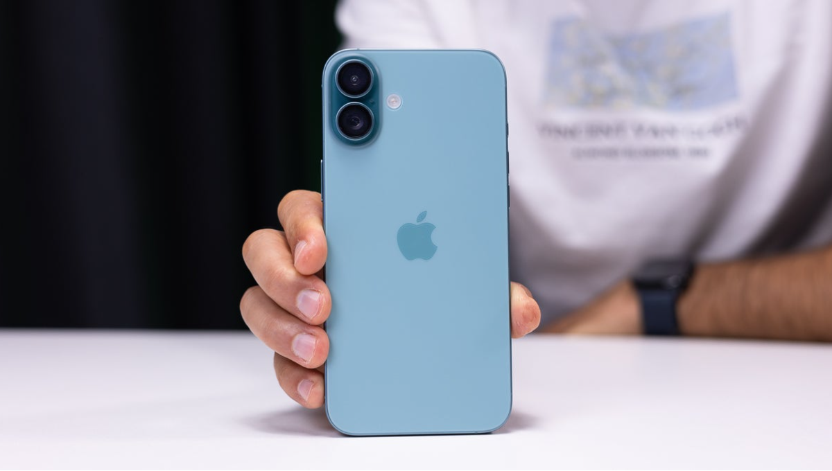 iPhone 16 Plus