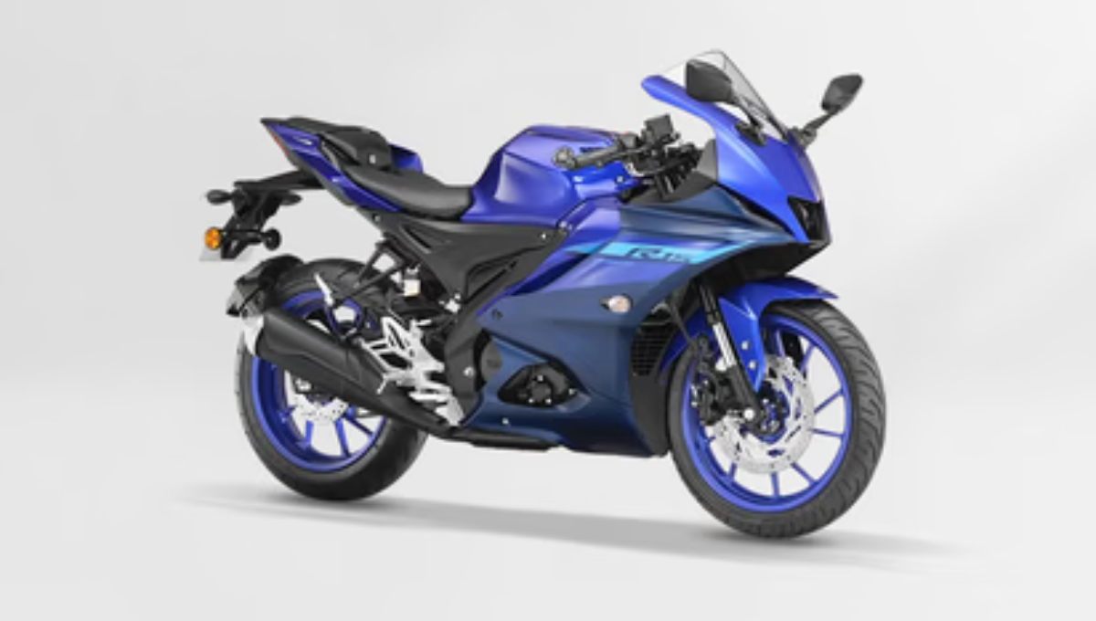 Yamaha R15 V4