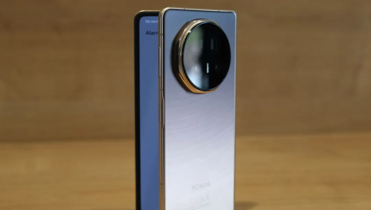 Honor Magic V5